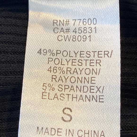 Chaser Black Racerback Rib-Knit Cropped Tank - Picture 6 of 9